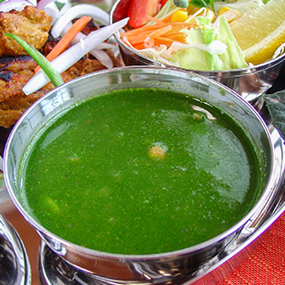 グリーンカレー(ほうれん草カレー)