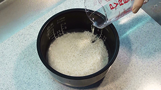 水加減は少な目にする