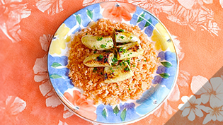 トマトジュースで作る炊飯器ピラフ