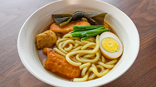 おでんの残りで作るカレーおでんうどん