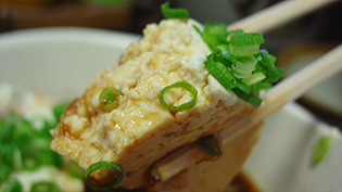 薬味をのせていただく