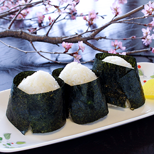 美味しいおにぎりの握り方