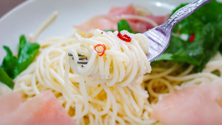 ペペロンチーノは細麺がよく合う