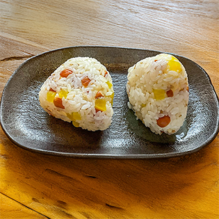 いぶりがっこ風おむすび(レシピ)
