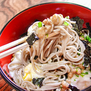 納豆とろろそばの作り方