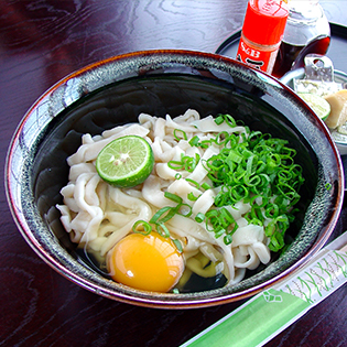 讃岐「釜玉うどん」の作り方